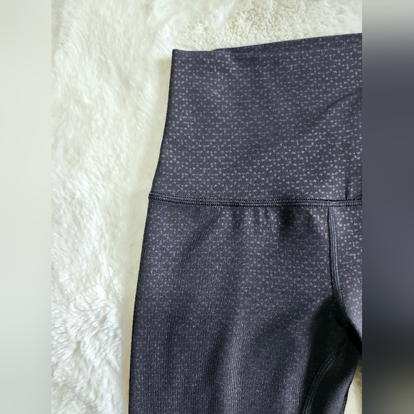 Lululemon Align Pant II *25". Size 2 - Picture 4 of 14